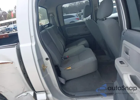 2005 Dodge Dakota Slt z USA, uszkodzony, nr VIN 1D7HE48K45S319081